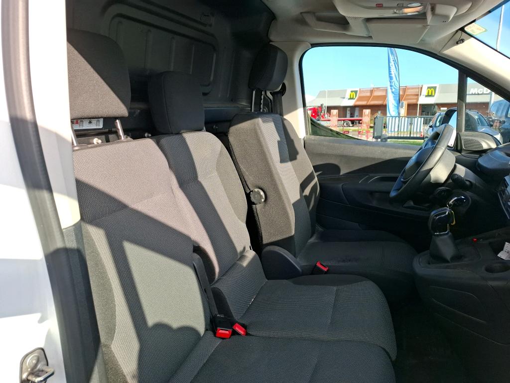 Peugeot PARTNER FOURGON STANDARD 650 KG BLUEHDI 100 S&S BVM5 PREMIUM 2021