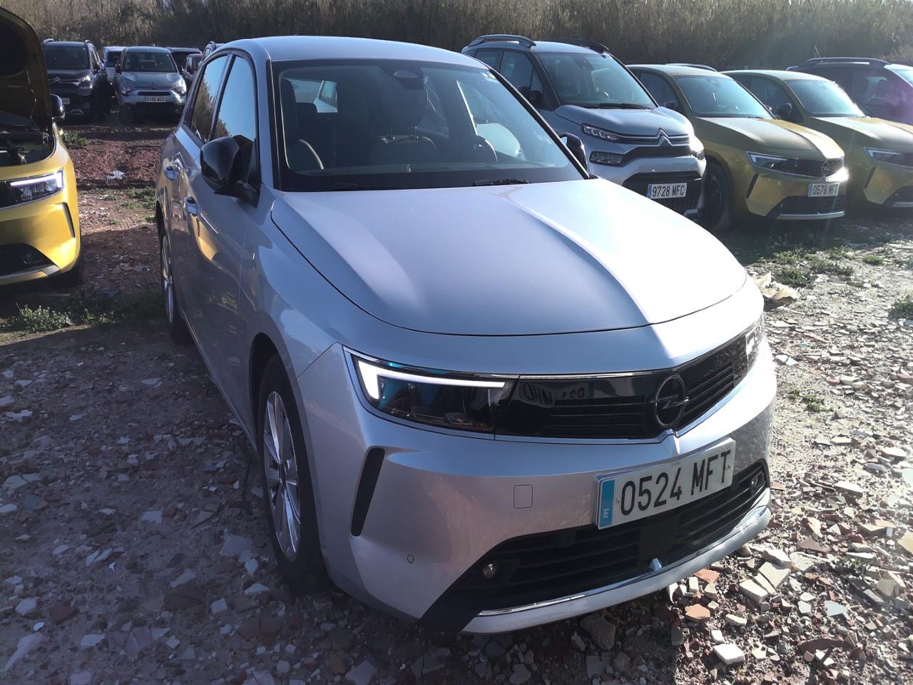 Opel Astra Nuevo Astra 5P Edition 1.2T XHT MT6 S/S 130 HP (96kW)