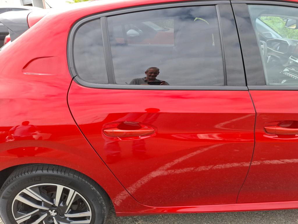 Peugeot 208 PureTech 130 S&S EAT8 Allure Pack 2022