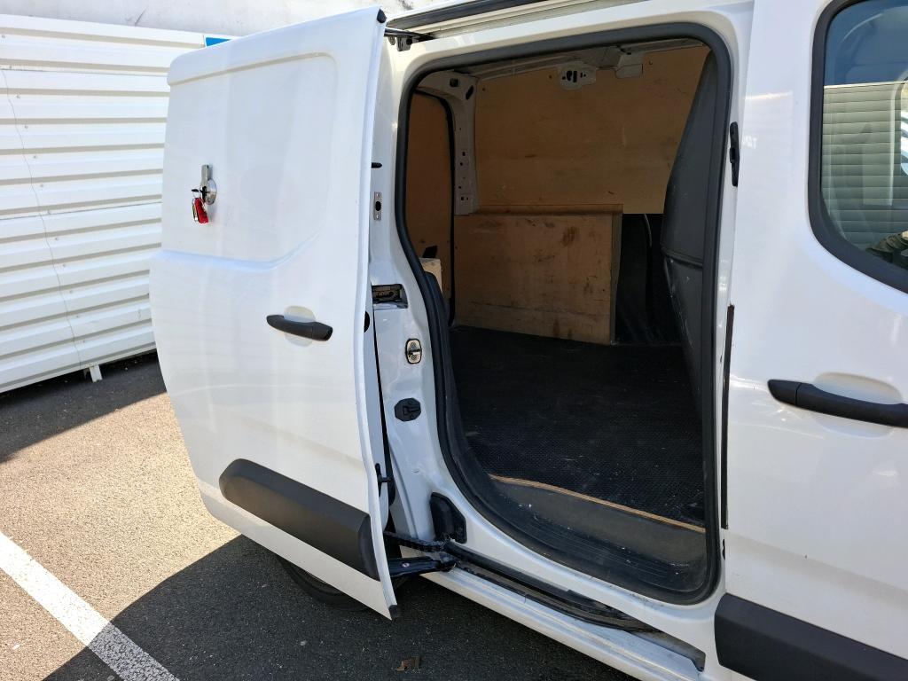 Peugeot PARTNER FOURGON STANDARD 650 KG BLUEHDI 130 S&S EAT8 ASPHALT 2020