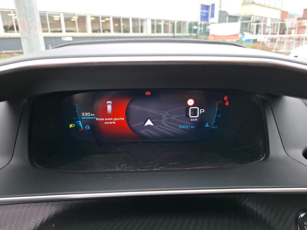 Peugeot 2008 BlueHDi 130 S&S EAT8 GT Pack 2022