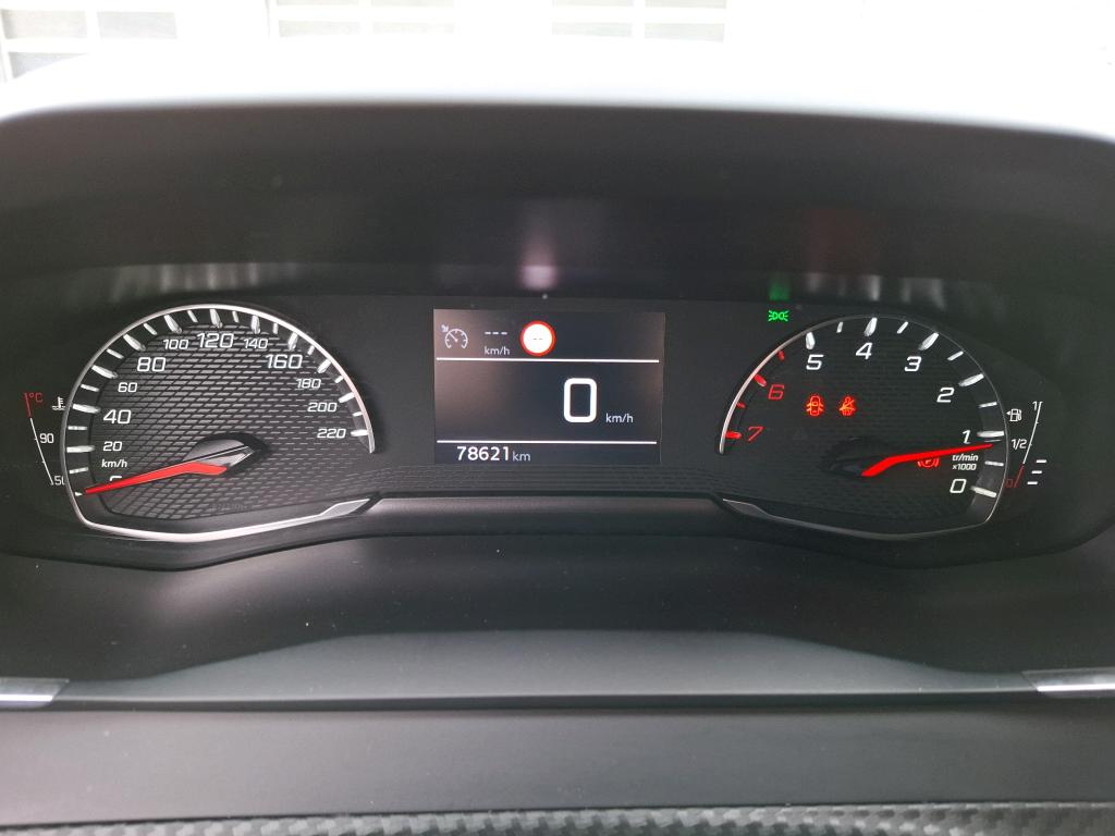 Peugeot 208 BlueHDi 100 S&S BVM6 Style 2022