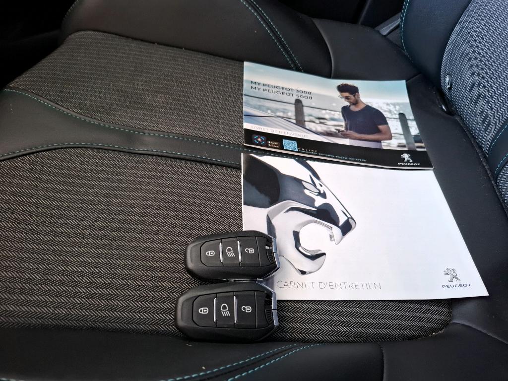 Peugeot 3008 Hybrid 225 e-EAT8 Allure 2022