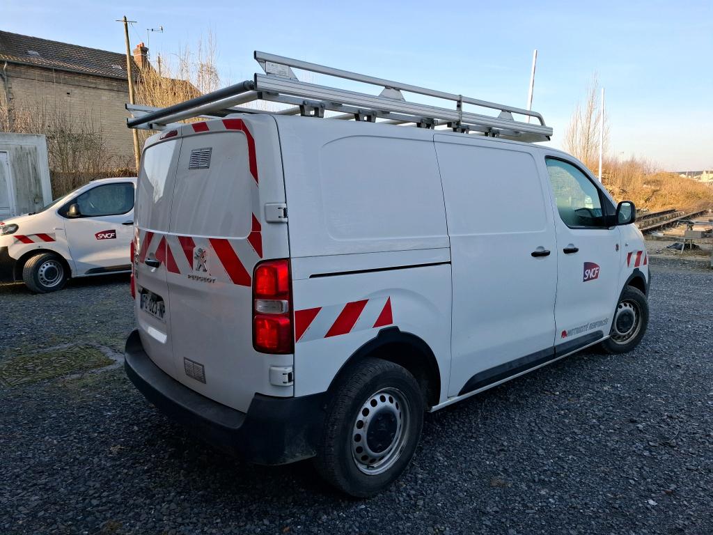 Peugeot EXPERT FGN TOLE STANDARD 2.0  BLUEHDI 120 S&S BVM6 PREMIUM 2018