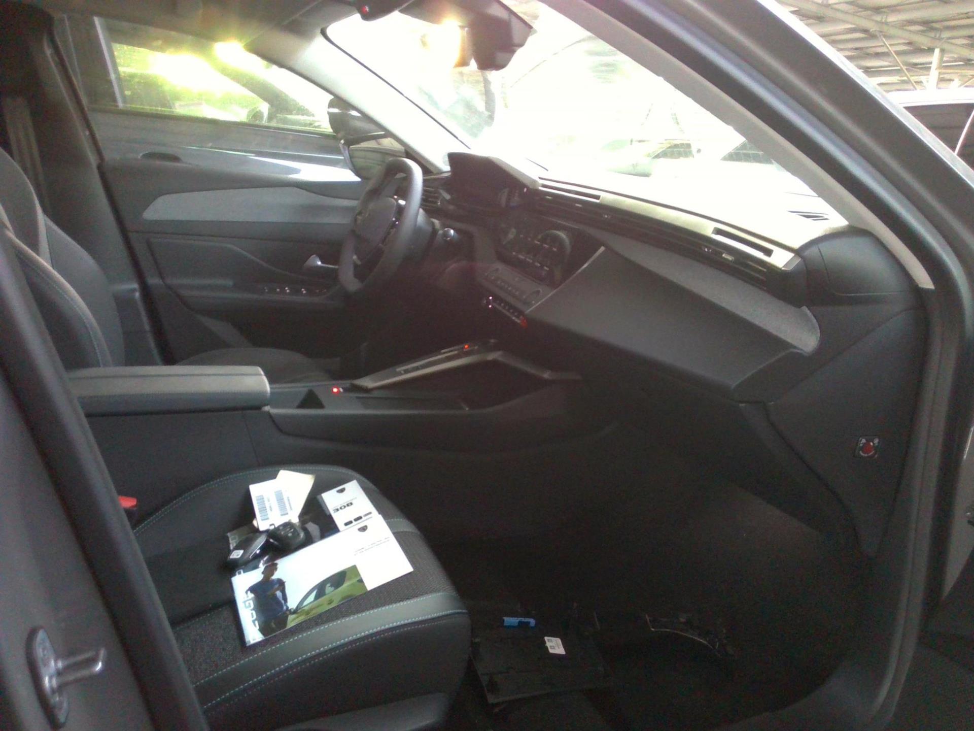 Peugeot 308 SW Electrique 54 kWh 156ch Allure 2025