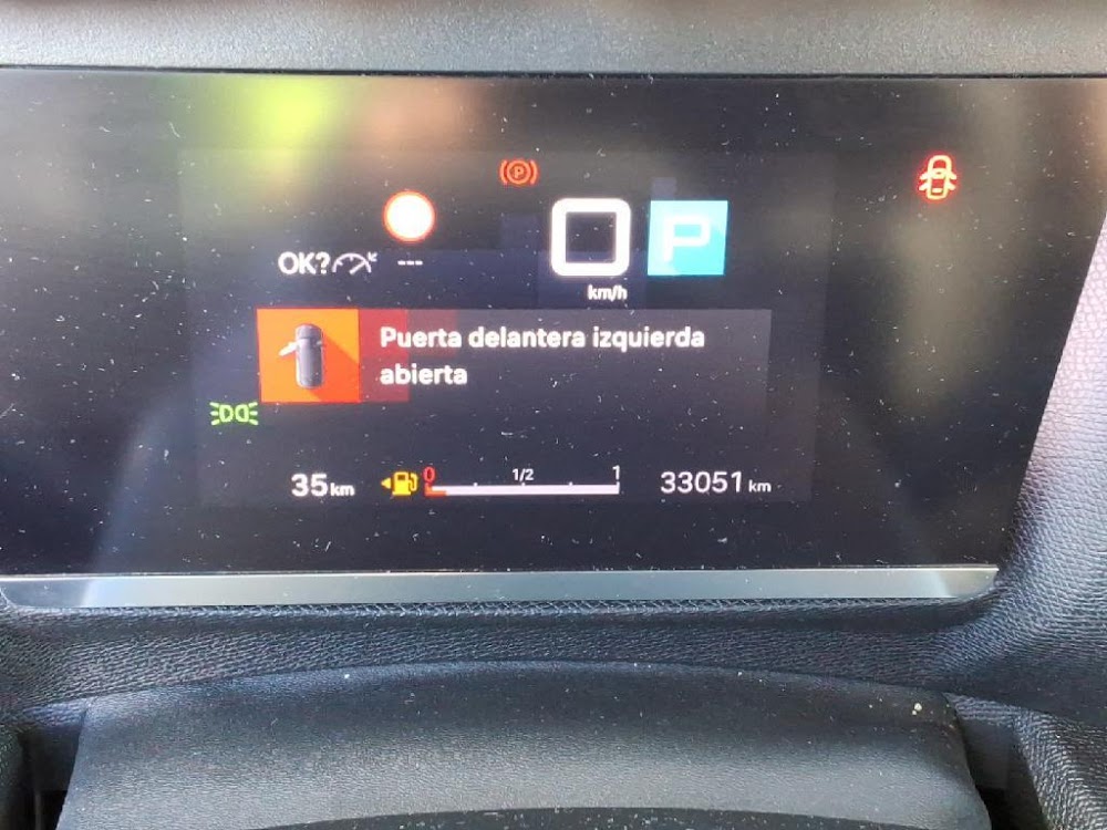 Foto Citroën C4 X 3