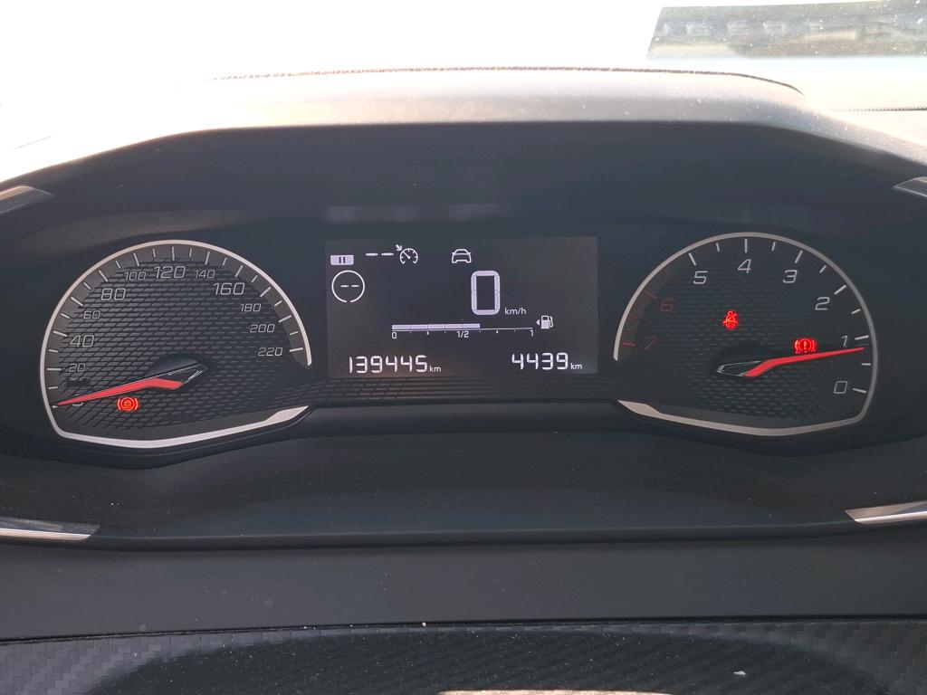 Peugeot 208 BLUEHDI 100 S&S BVM6 PREMIUM PACK 2021