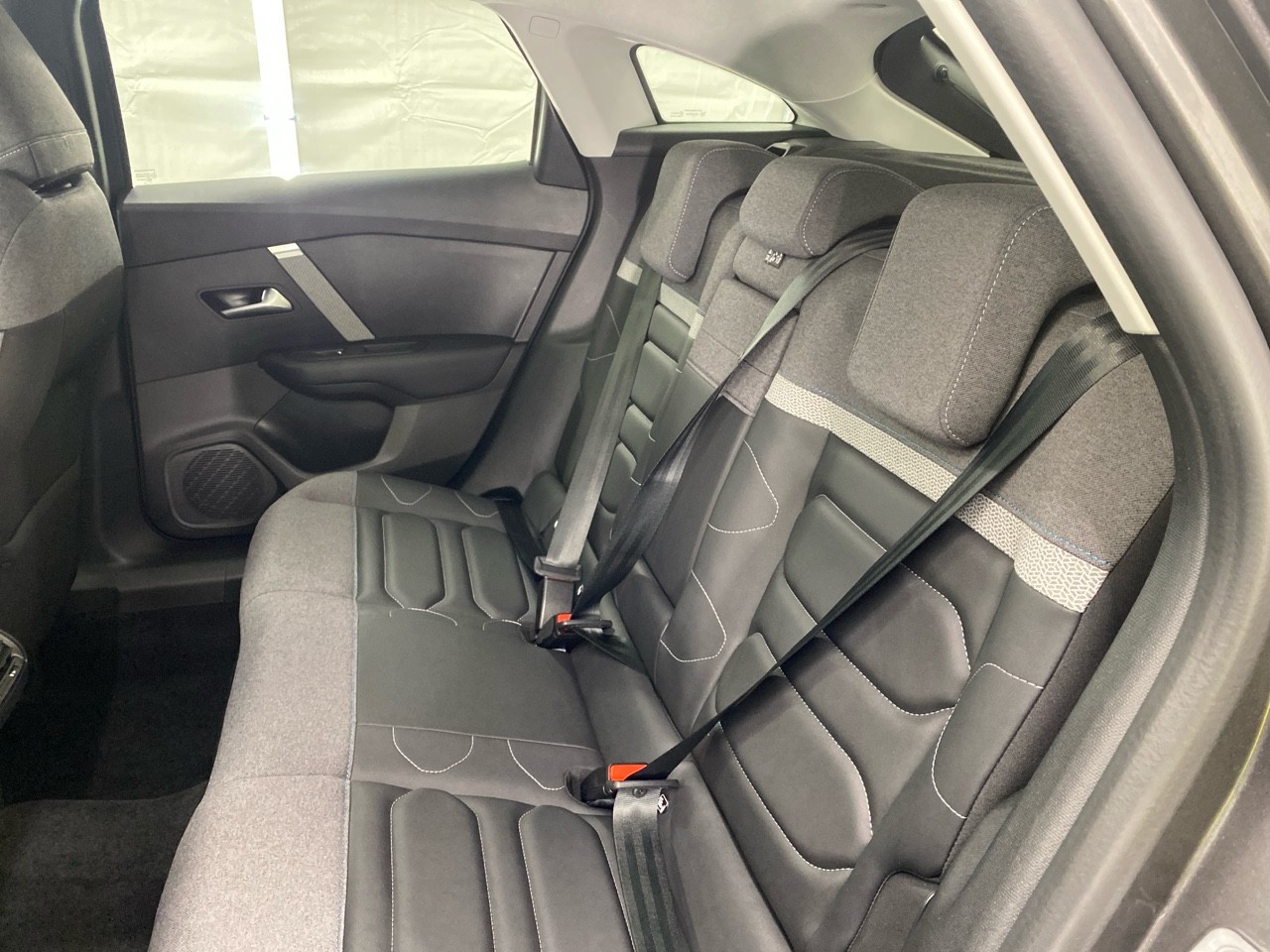 Citroen C4 PureTech 130 S&S EAT8 Shine 2023