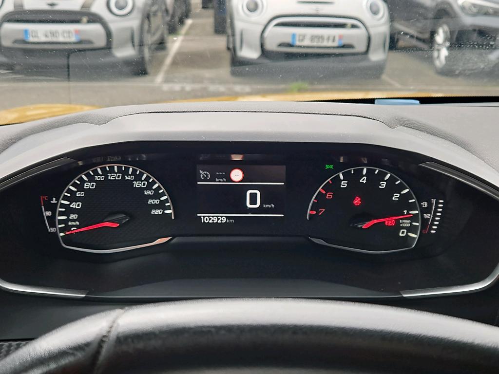 Peugeot 208 BlueHDi 100 S&S BVM6 Style 2021
