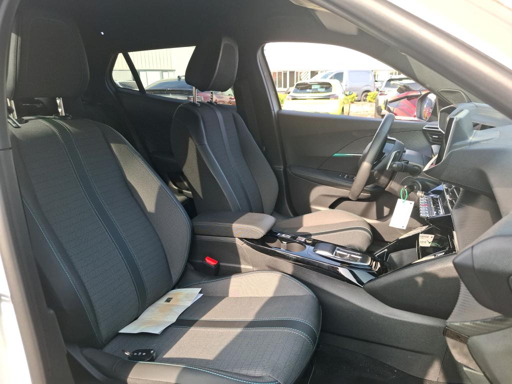 Peugeot 2008 PureTech 130 S&S EAT8 Allure Pack 2023