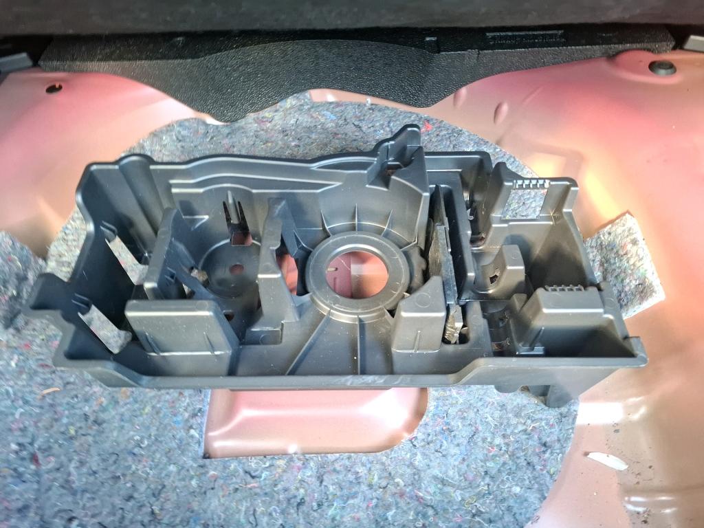 Peugeot 2008 PureTech 130 S&S EAT8 GT 2024