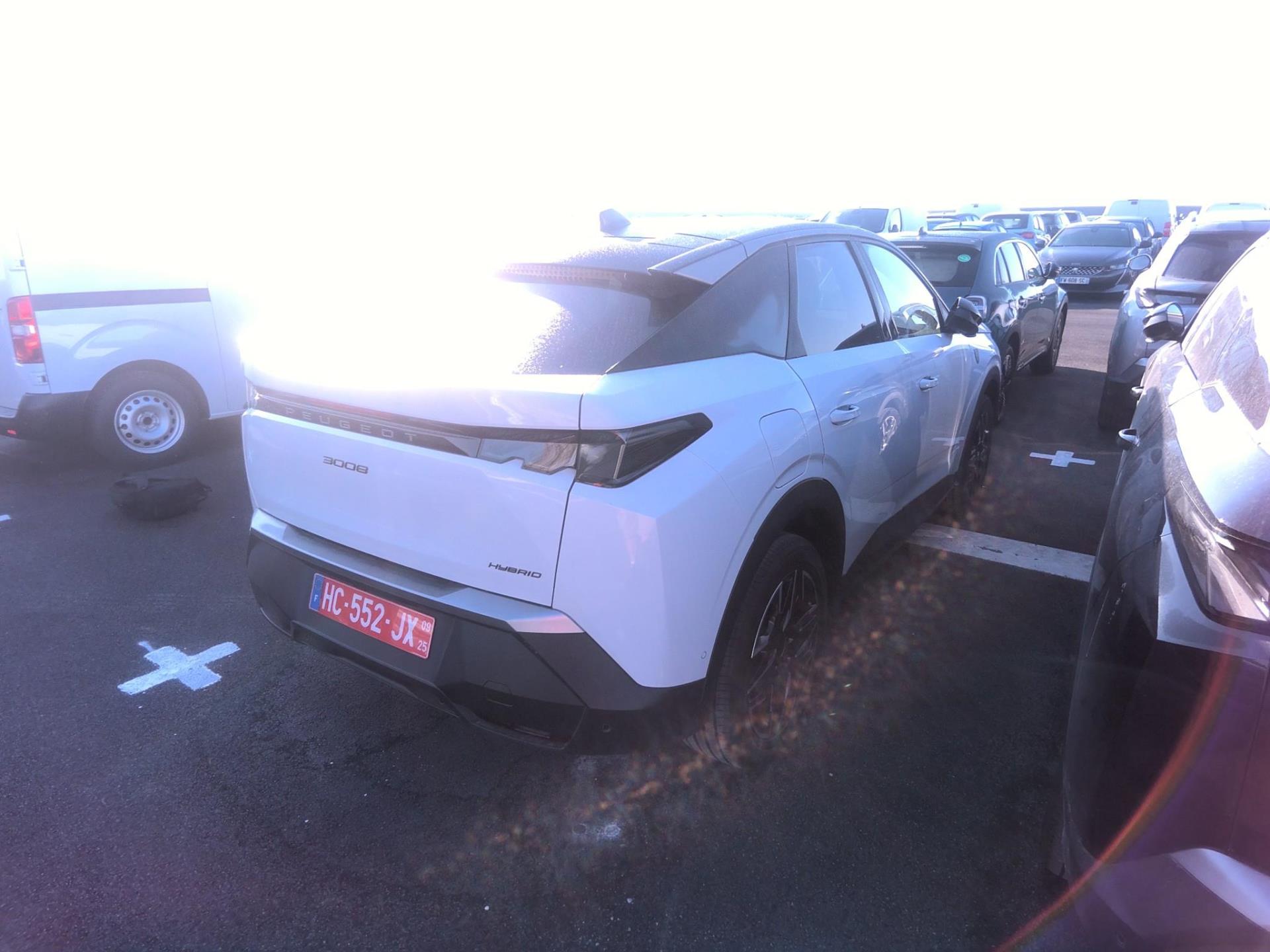 Peugeot 3008 Hybrid 136 e-DCS6 GT 2025