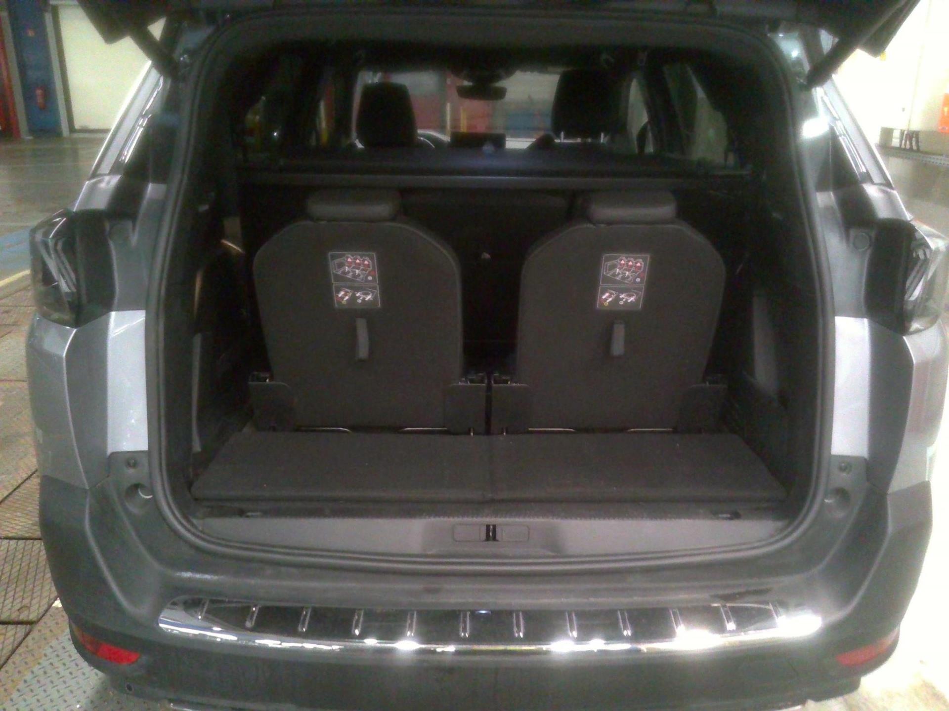 Peugeot 5008 BlueHDi 130ch S&S EAT8 GT 2023