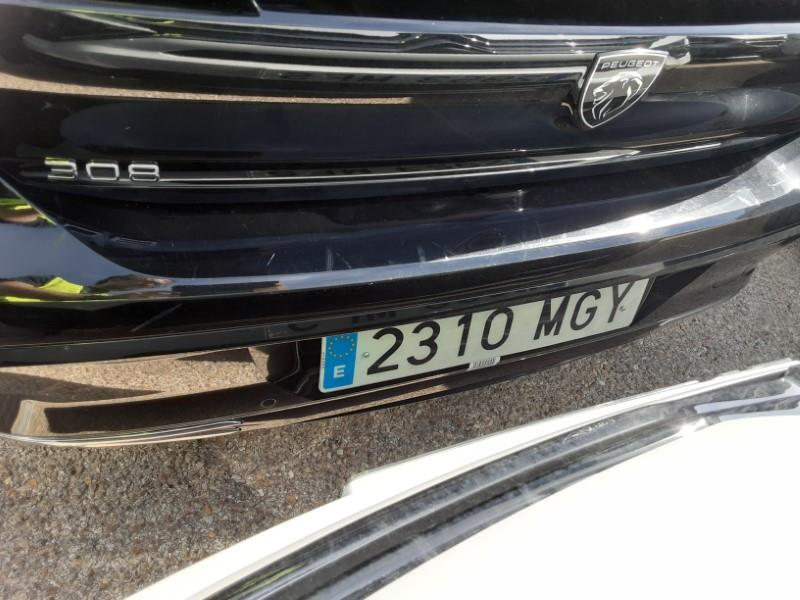 Peugeot 408 308 5p Allure Gasolina 130 S&S EAT8