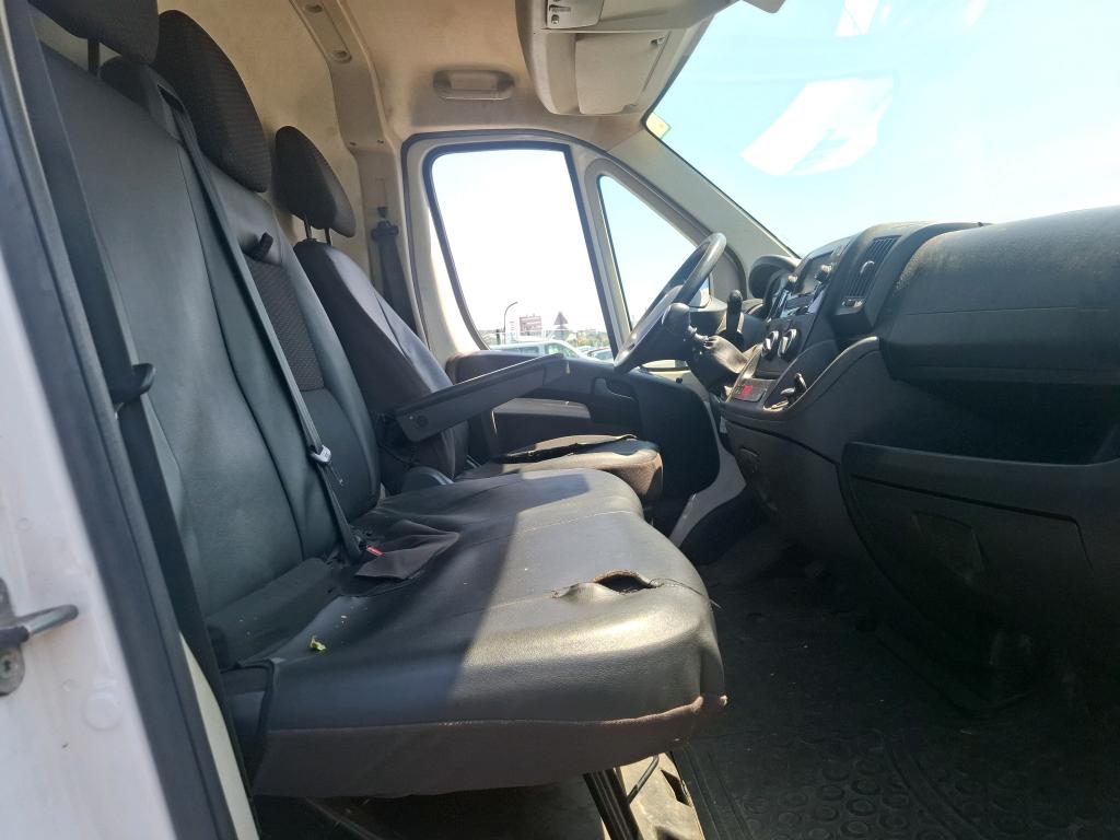 Peugeot BOXER TOLE 330 L1H2 BLUEHDI 120 S&S PREMIUM 2021