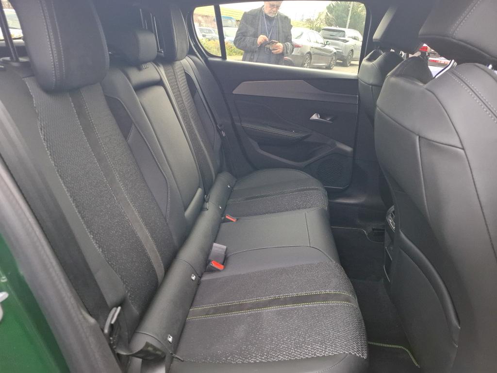 Peugeot 308 Hybrid 136 e-DCS6 GT 2024