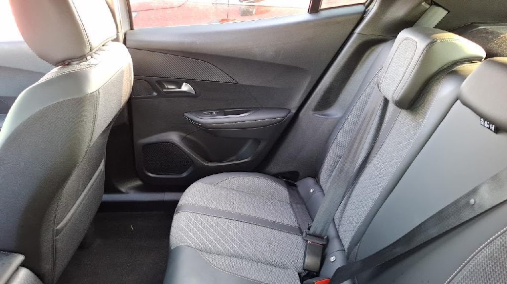 Foto Peugeot 2008 15