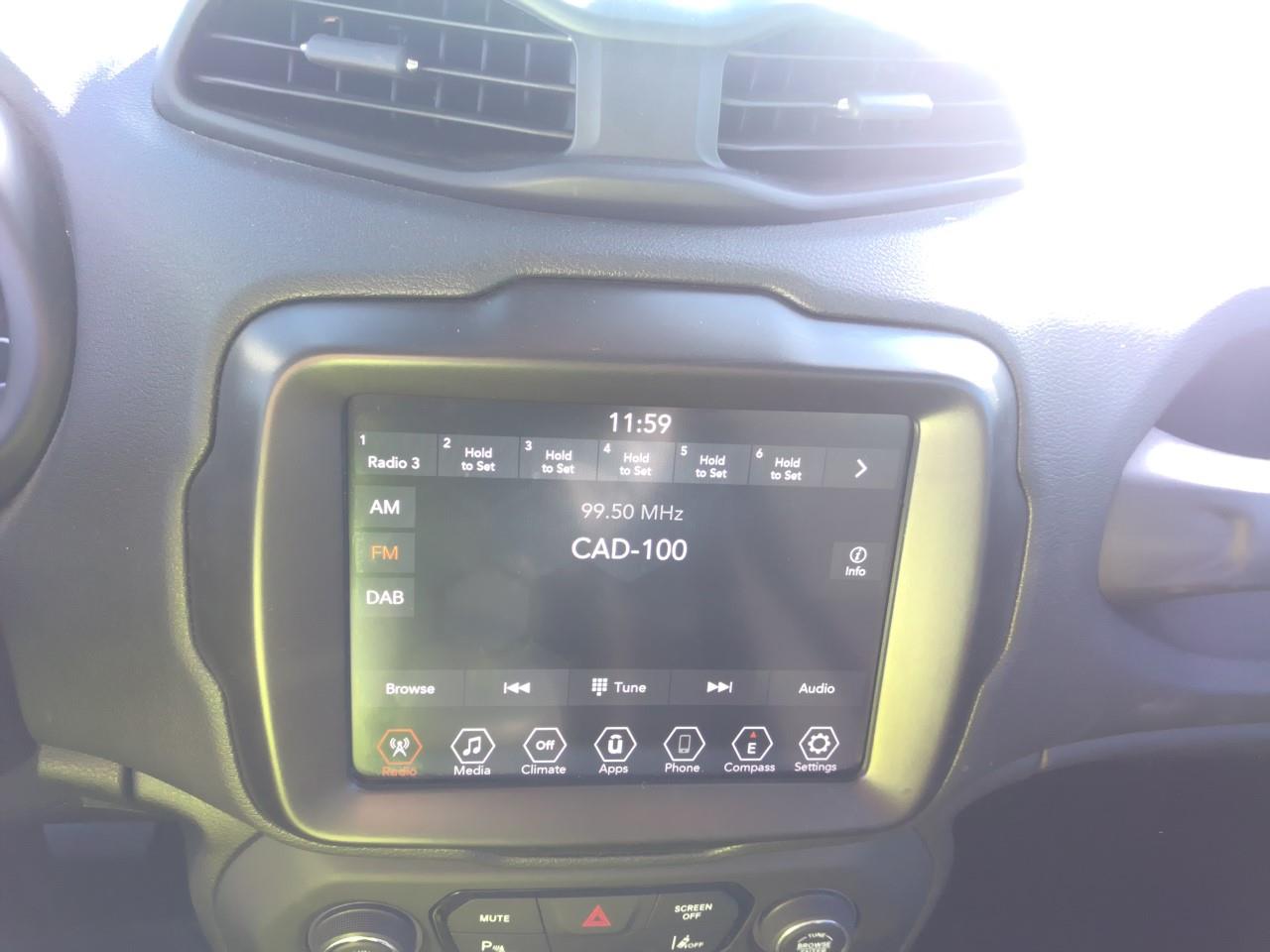 Foto Jeep Renegade 15