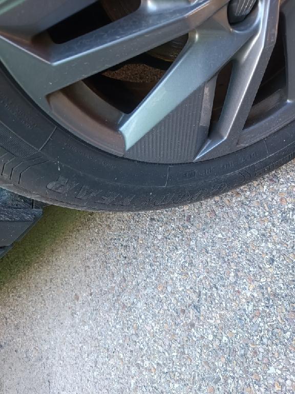 Foto Peugeot 408 18