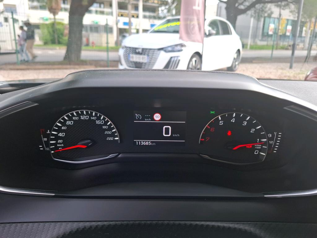 Peugeot 2008 PureTech 130 S&S BVM6 Active Pack 2022