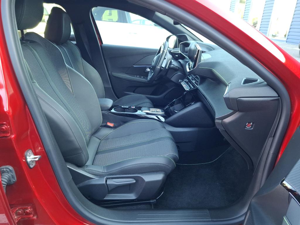 Peugeot 208 Hybrid 145 ch e-DCS6 GT 2025