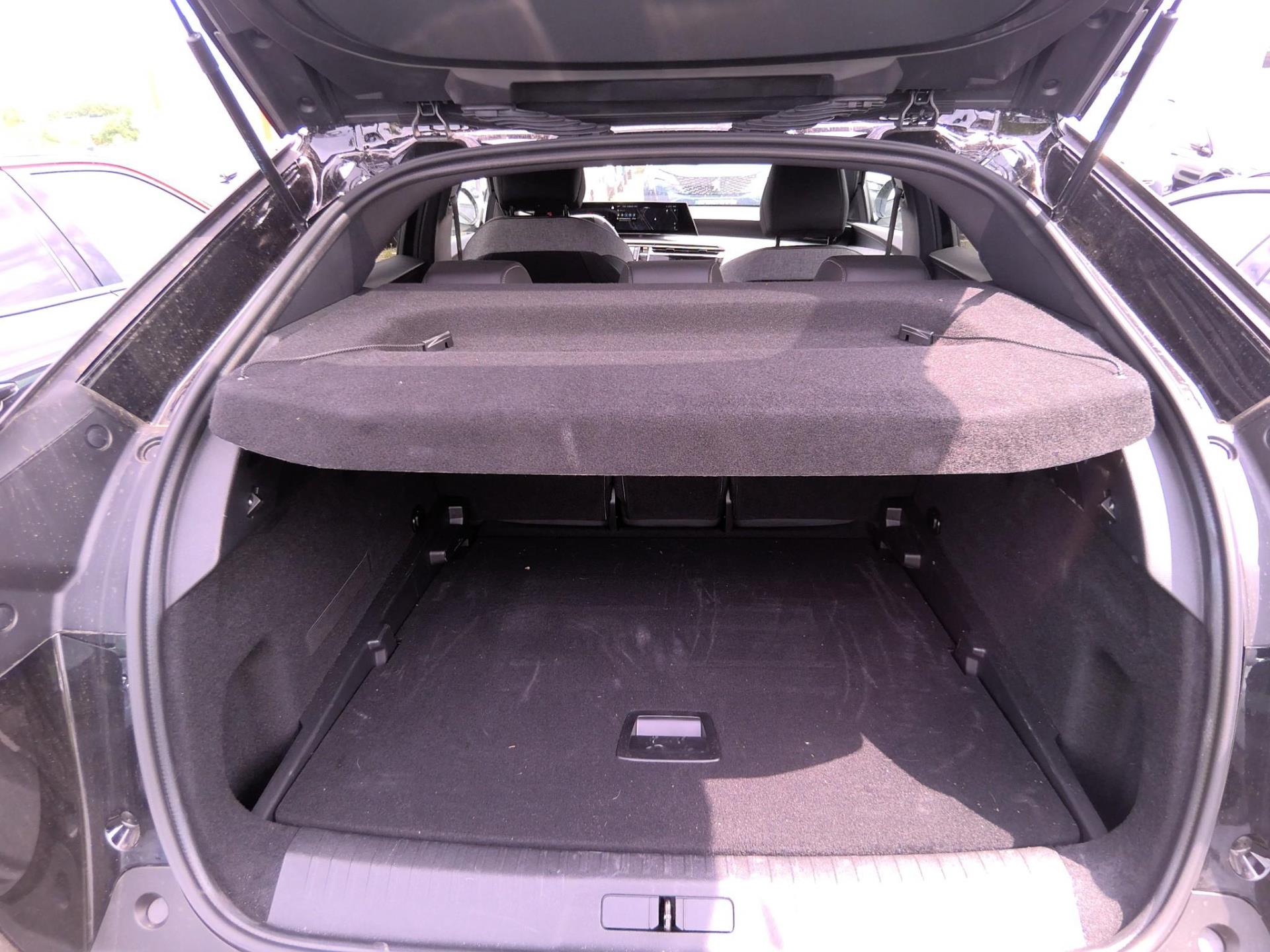 Peugeot 3008 Hybrid 145 e-DCS6 Allure 2025