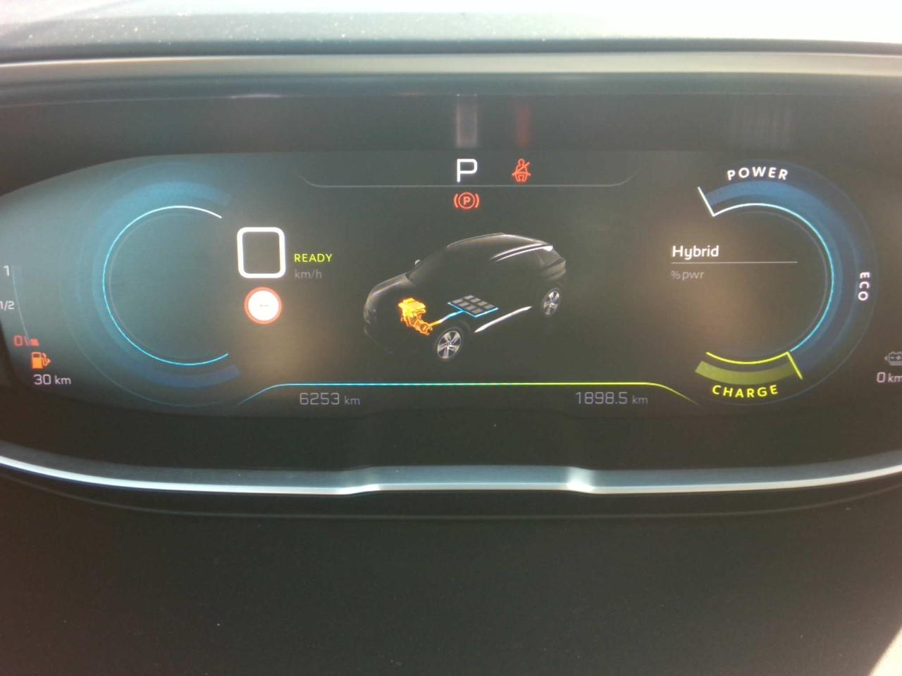 Foto Peugeot 3008 Hybrid 5
