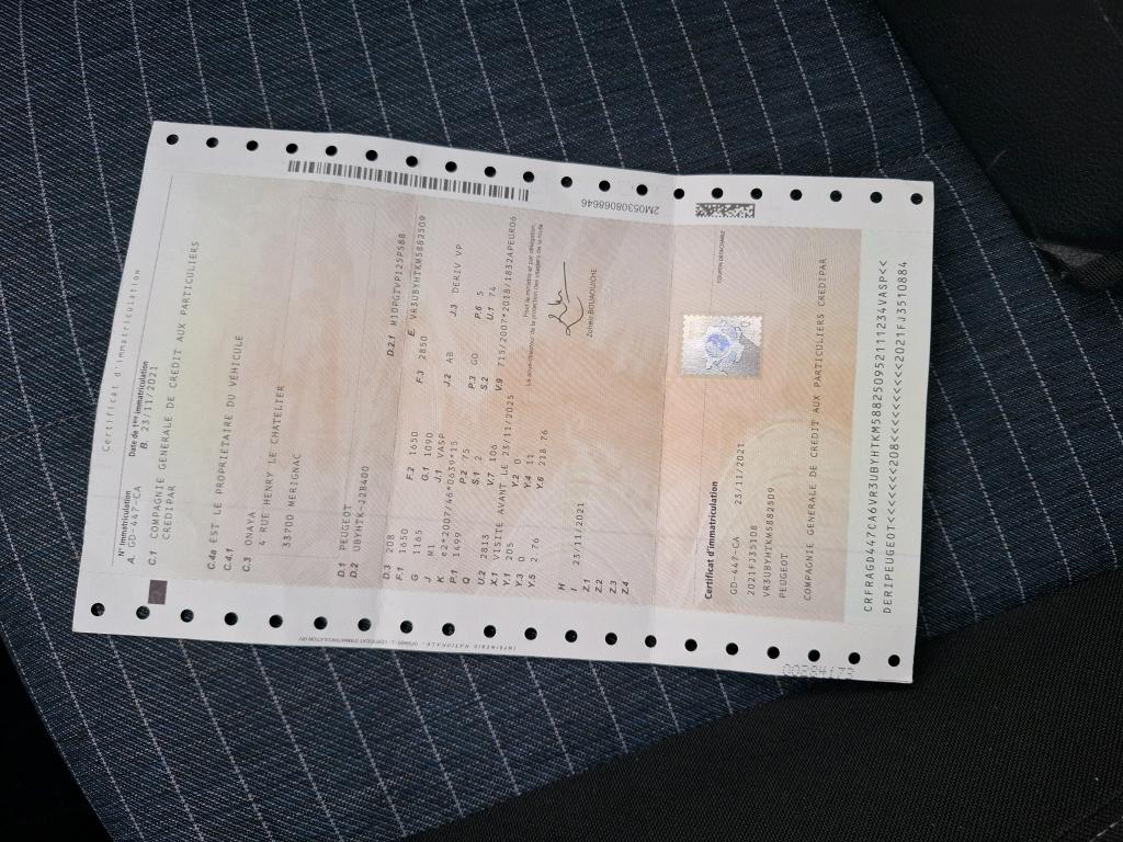 Peugeot 208 BLUEHDI 100 S&S BVM6 PREMIUM PACK 2021