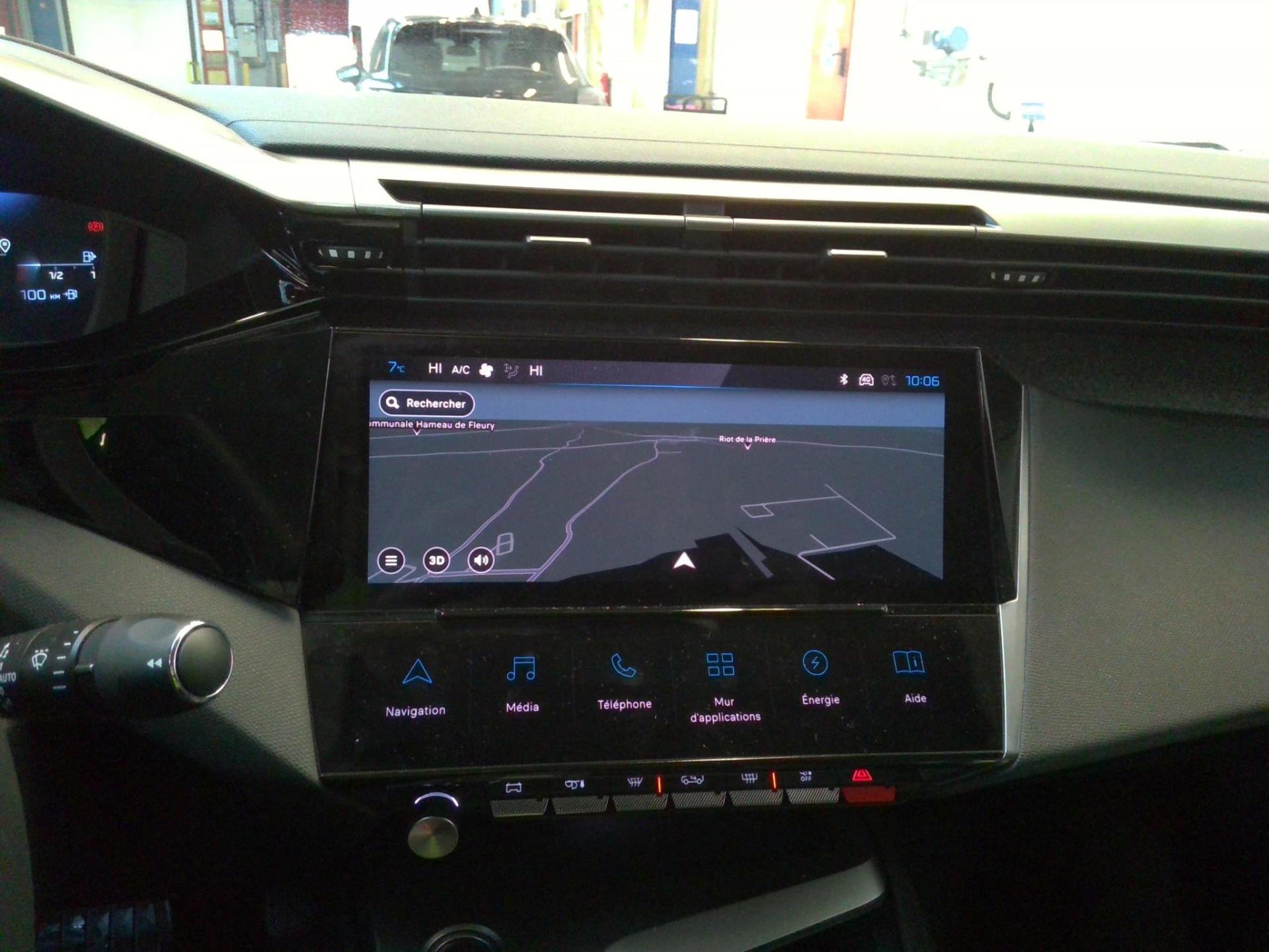 Peugeot 408 PHEV 180 e-EAT8 Allure 2023