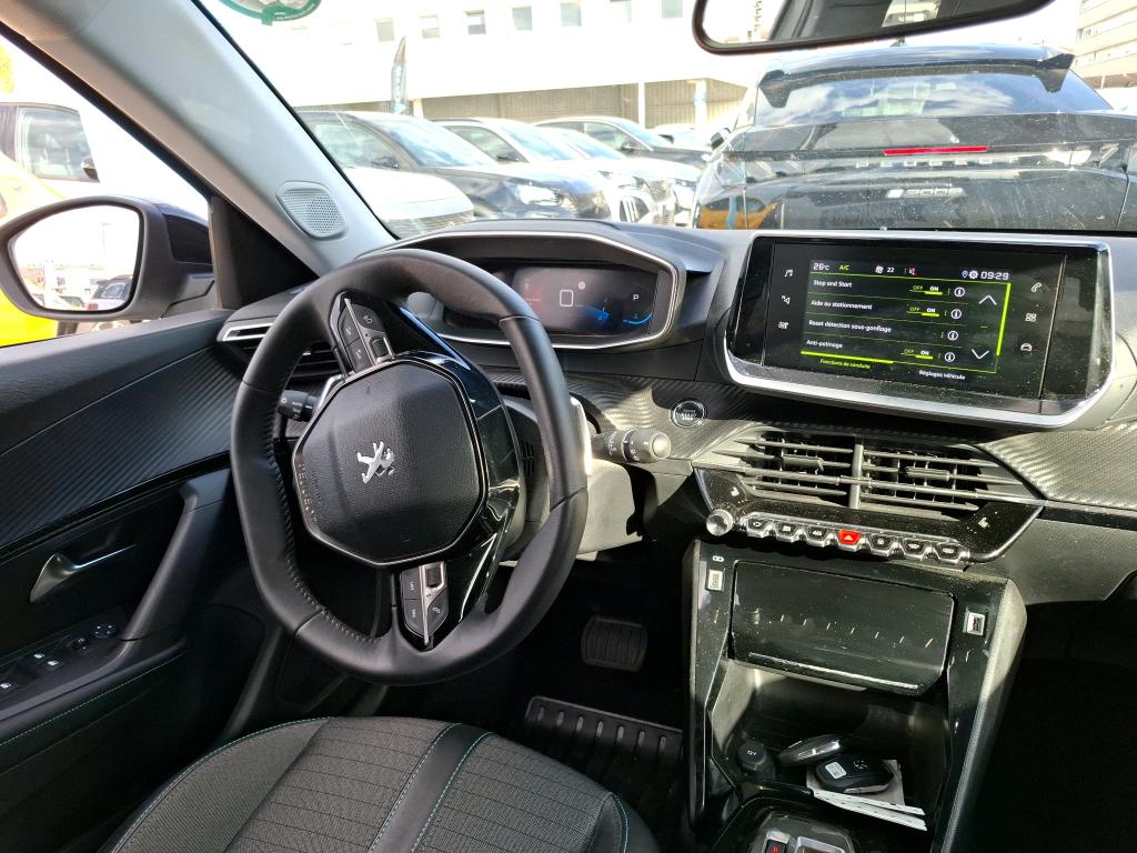 Peugeot 2008 BlueHDi 130 S&S EAT8 Allure Pack 2022