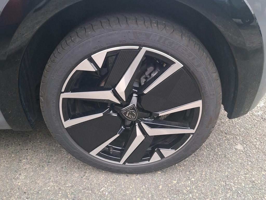 Peugeot 208 Hybrid 100 e-DCS6 GT 2025