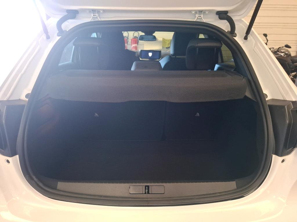 Peugeot 208 Hybrid 136 e-DCS6 GT 2024