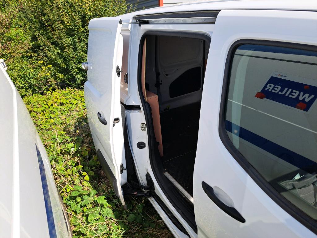 Peugeot PARTNER FOURGON STANDARD 650 KG BLUEHDI 100 S&S BVM5 ASPHALT 2021