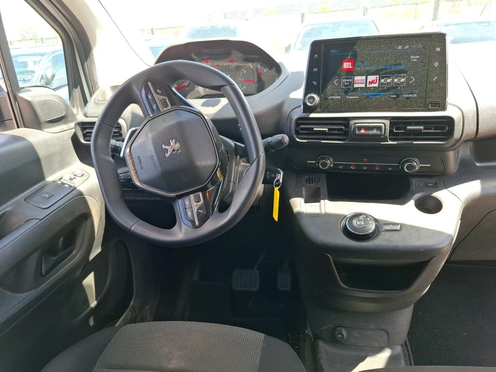 Peugeot PARTNER FOURGON STANDARD 650 KG BLUEHDI 130 S&S EAT8 ASPHALT 2021