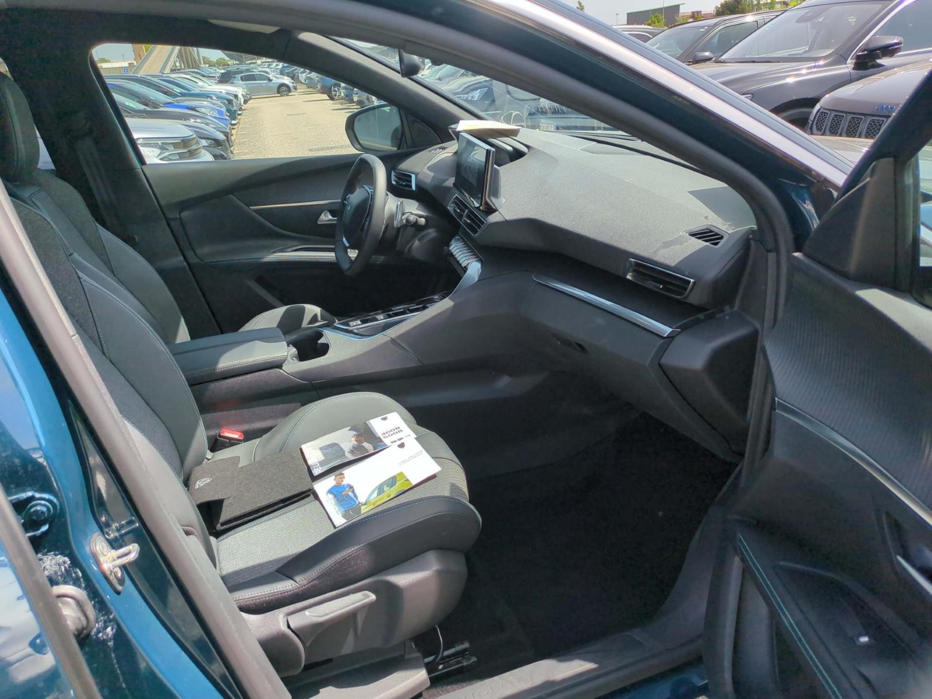 Peugeot 5008 BlueHDi 130ch S&S EAT8 Allure Pack 2024