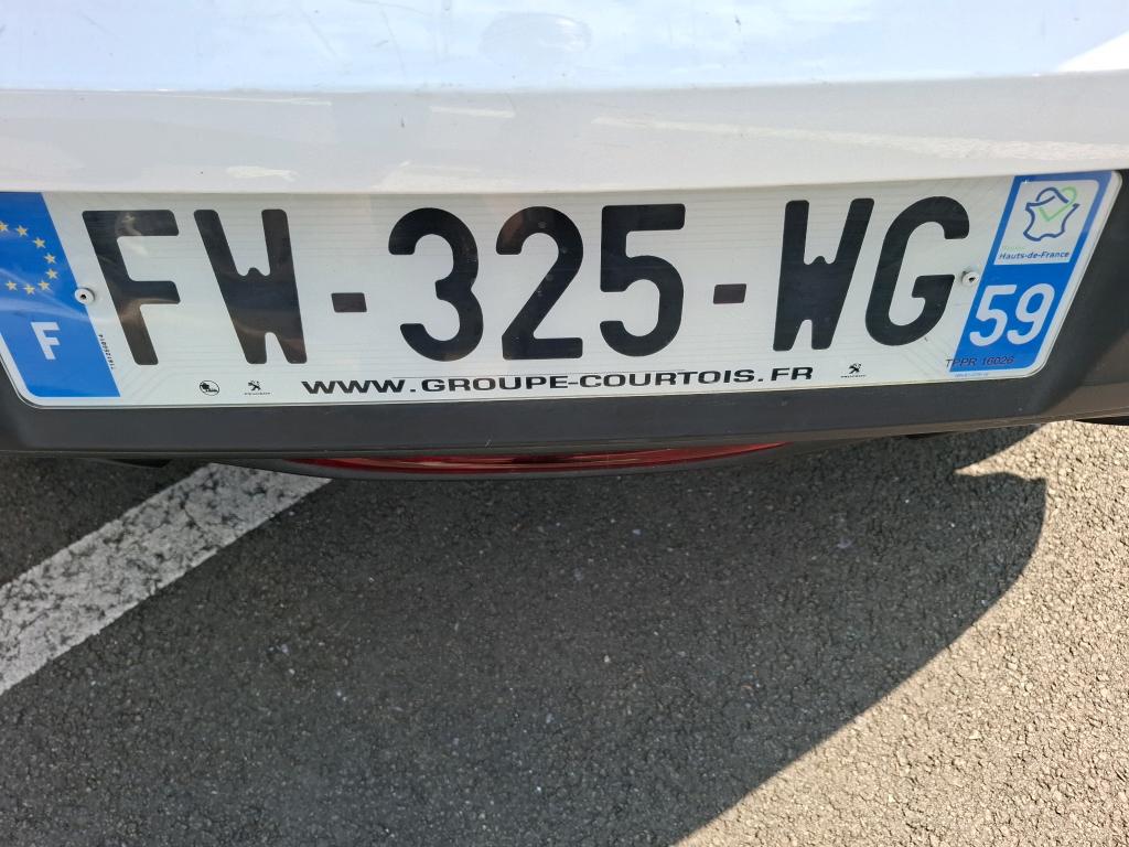 Peugeot 208 BLUEHDI 100 S&S BVM6 PREMIUM PACK 2021