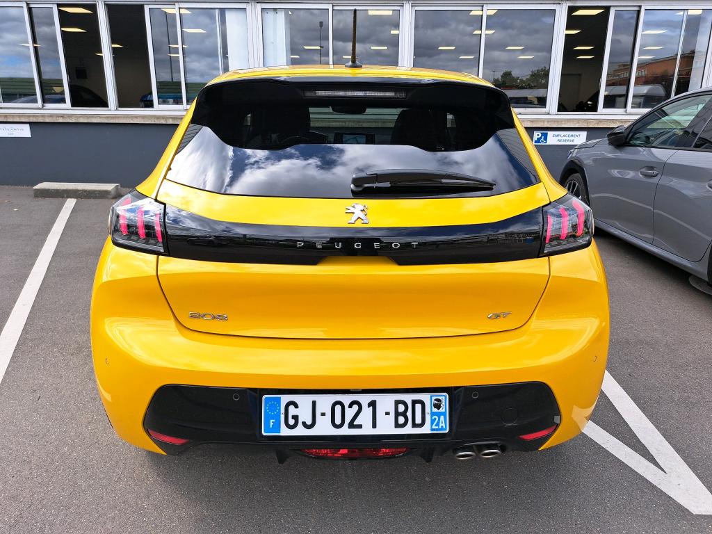 Peugeot 208 PureTech 130 S&S EAT8 GT 2022