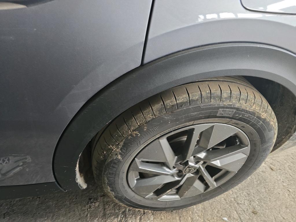 Peugeot 408 PHEV 180 e-EAT8 Allure 2023