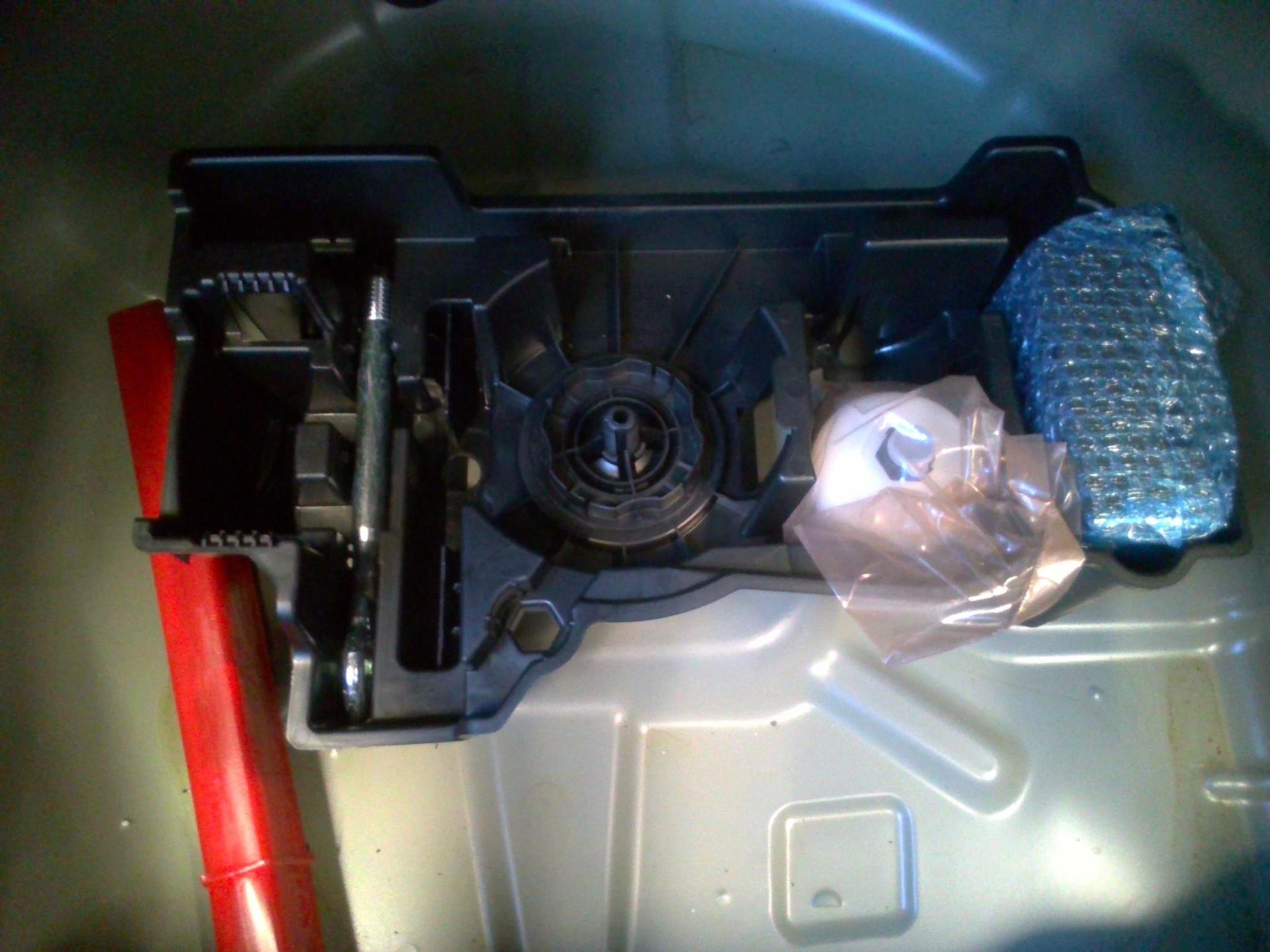 Citroen C4 Hybride 136 e-DCS6 Plus 2025