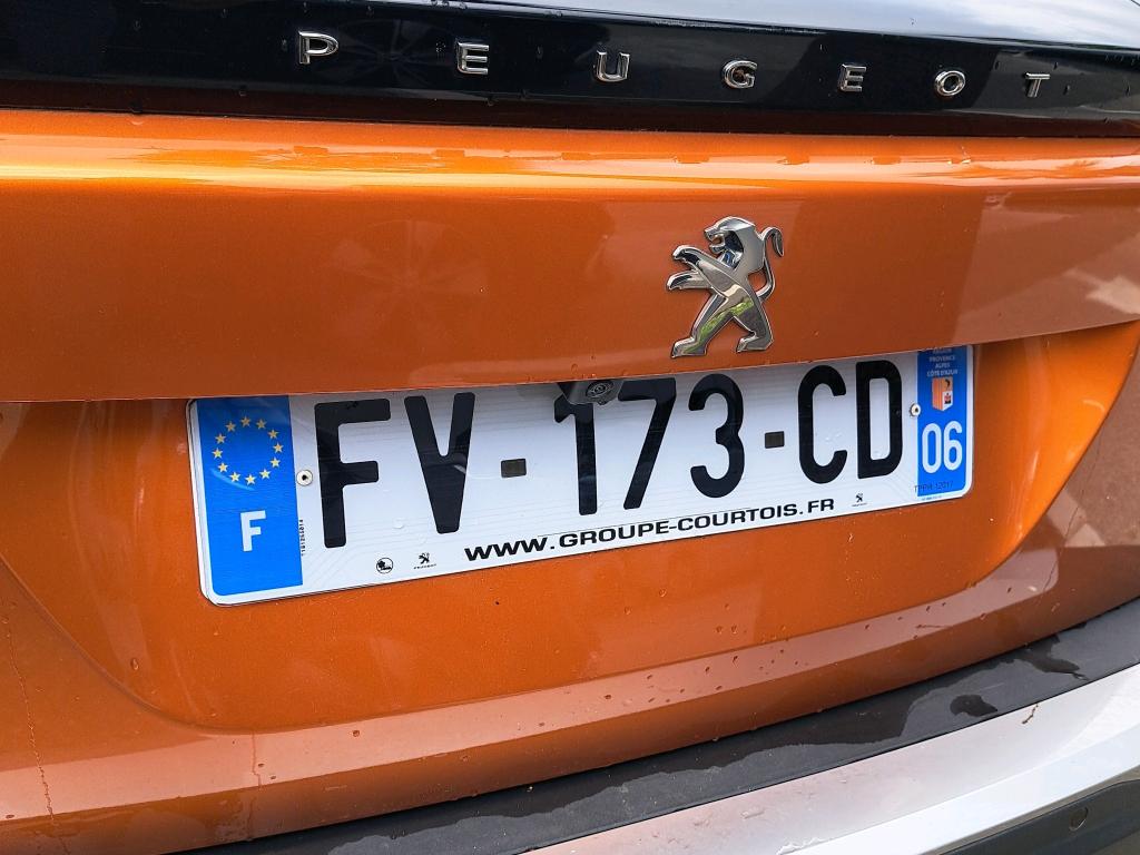 Peugeot 2008 BlueHDi 130 S&S EAT8 Allure Business 2020