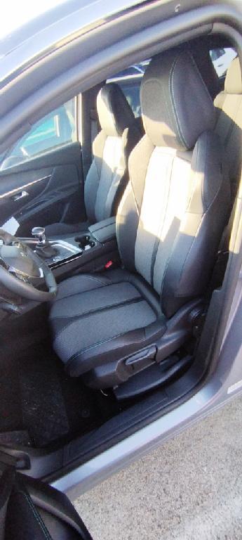 Foto Peugeot 3008 12