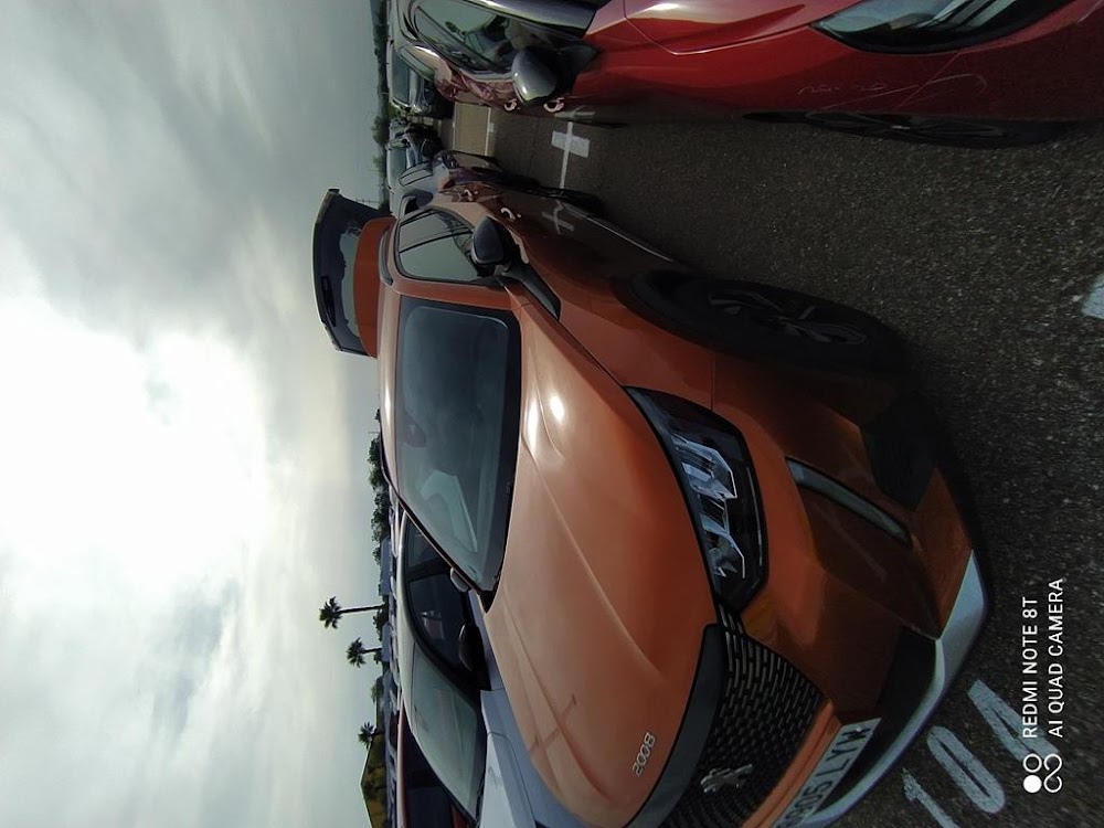 Foto Peugeot 2008 4
