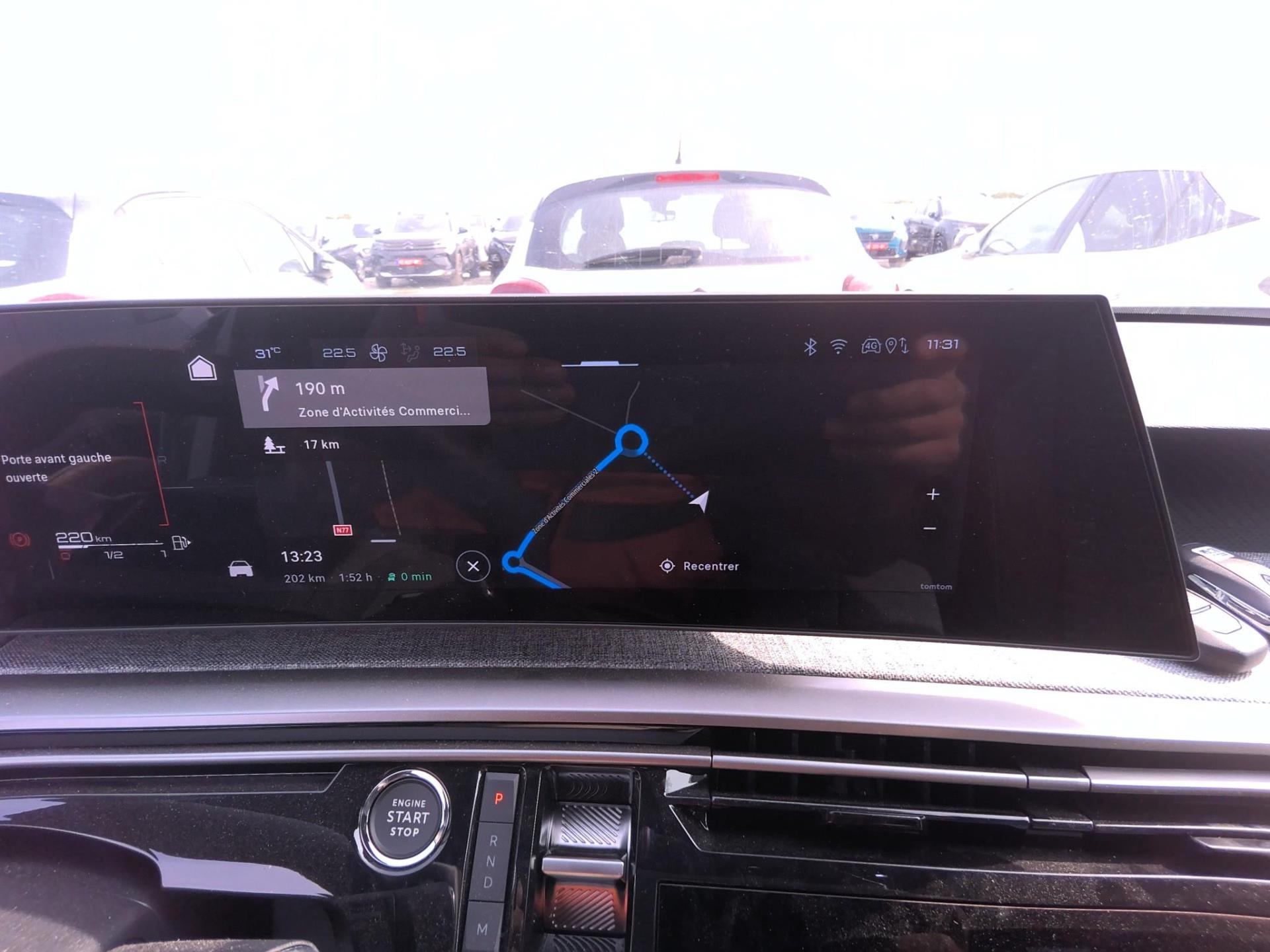Peugeot 5008 Hybrid 145 ch e-DCS6 Allure 2025