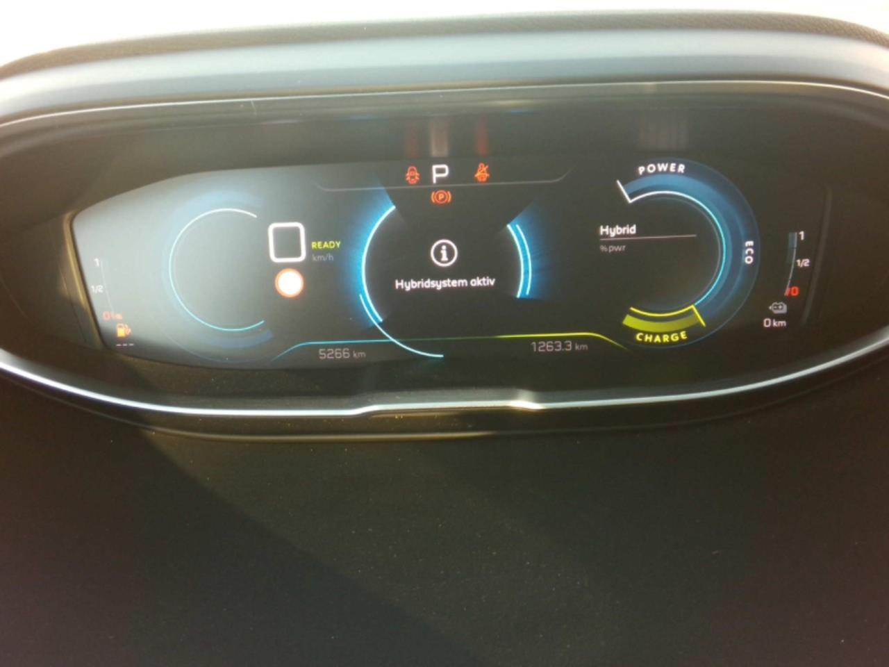 Foto Peugeot 3008 Plug-in Hybrid 5