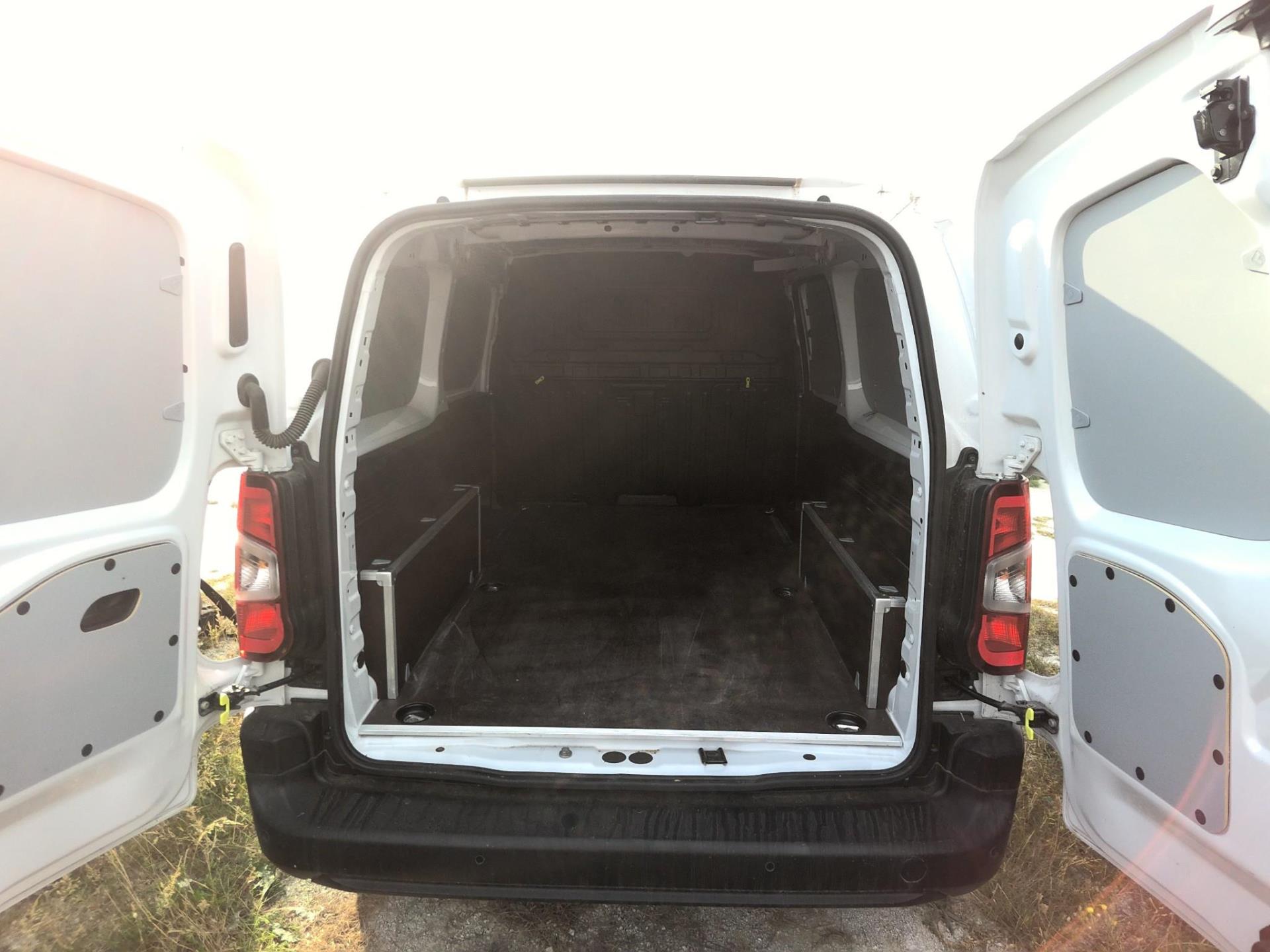 Citroen BERLINGO VAN TAILLE XL 950KG BLUEHDI 100 S&S BVM6 2024