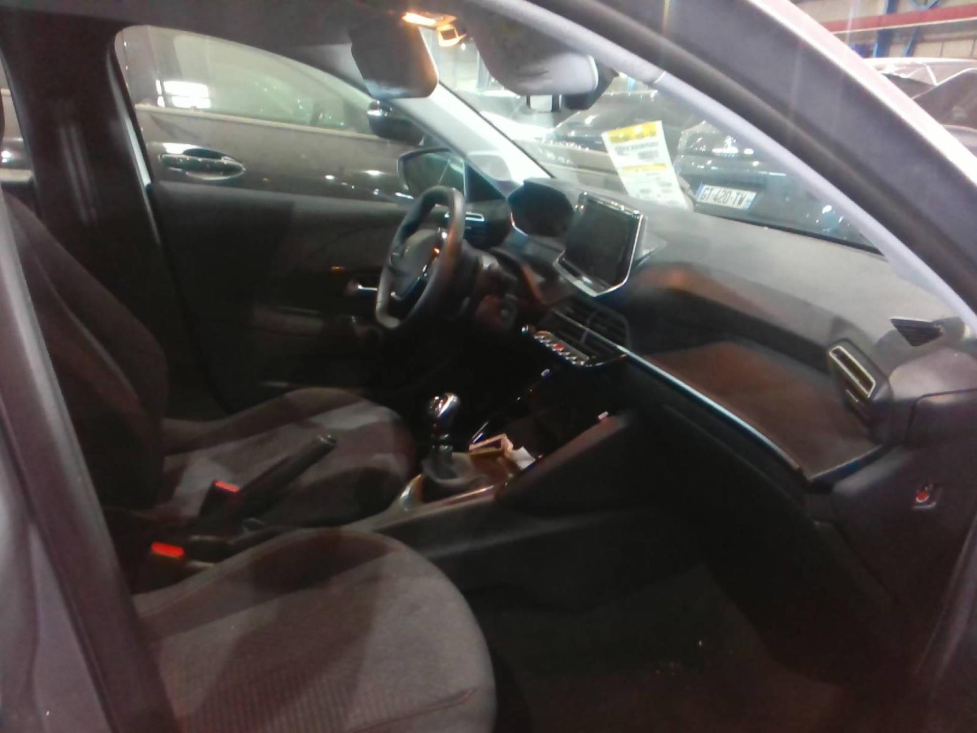 Peugeot 208 100 S&S BVM6 Style 2025