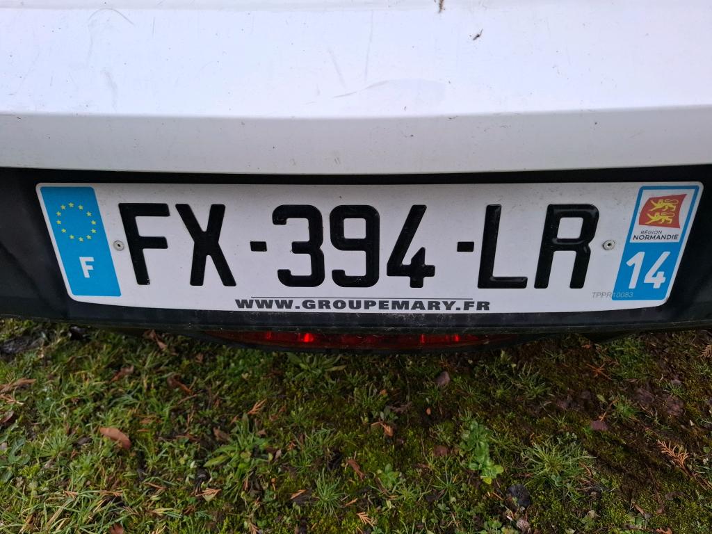 Peugeot 208 BLUEHDI 100 S&S BVM6 PREMIUM PACK 2021