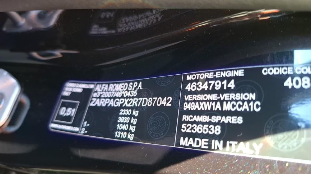 Foto Alfa Romeo Stelvio 2