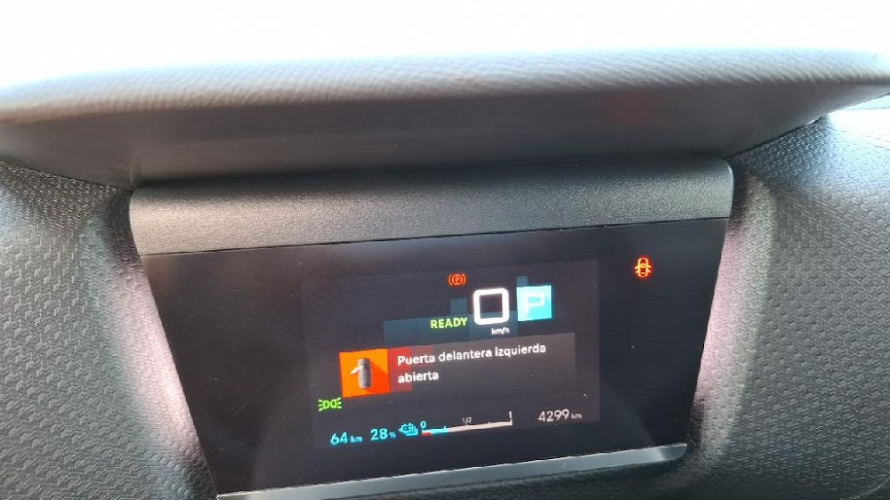 Foto Citroën ë-C4 3