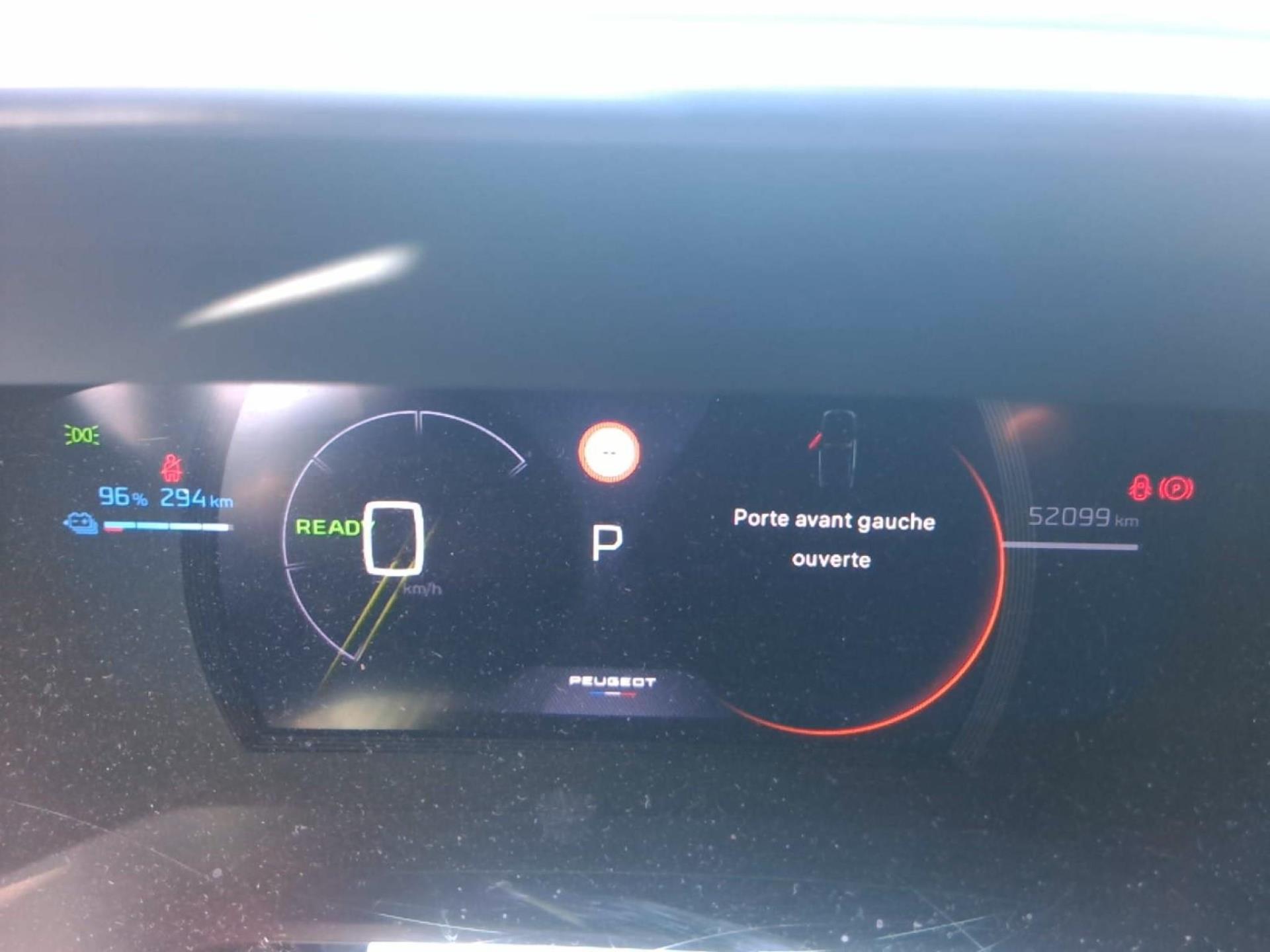 Peugeot 2008 Electrique 50 kWh 136 ch GT 2025